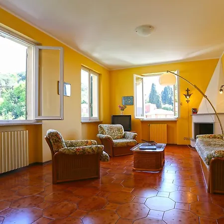 Apartamento Dahlia Flexyrent Rapallo